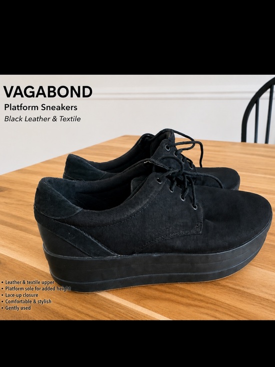 Vagabond Shoes - Invicta Black Platform Lace-Up Sneakers